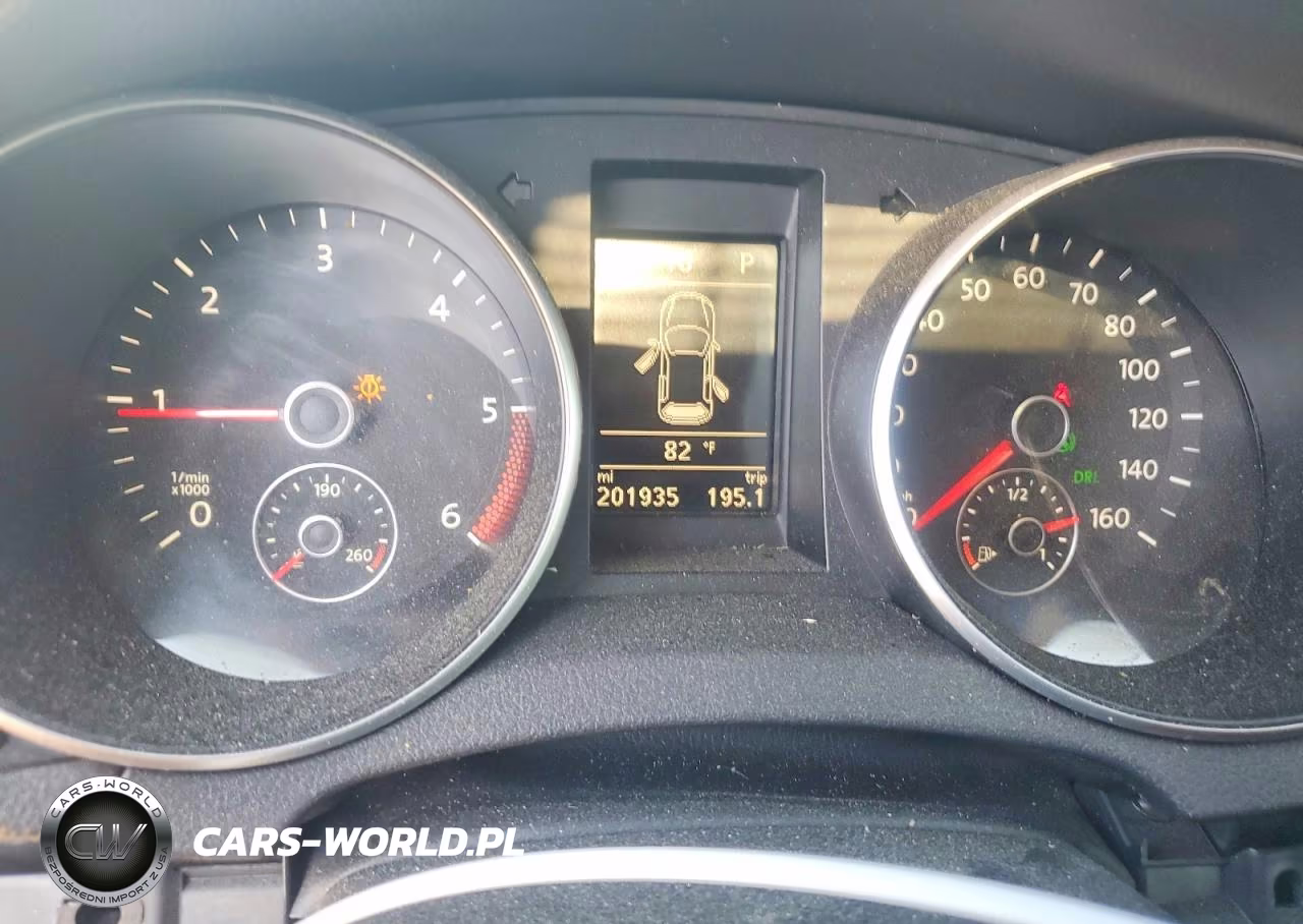 2013 Volkswagen Golf VIN:WVWDM7AJ9DW121554 - 9