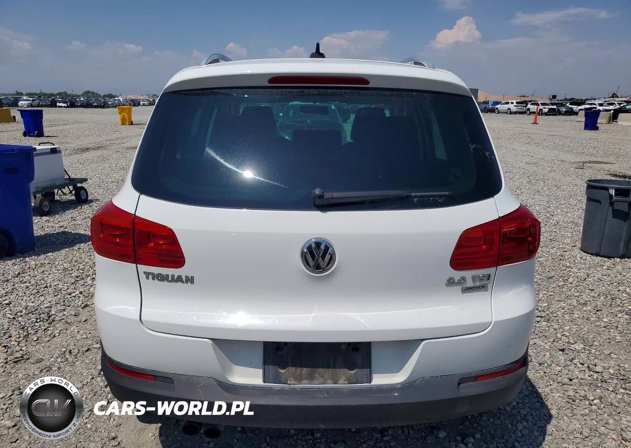 2015 Volkswagen Tiguan S VIN:WVGBV7AX5FW520078 - 6