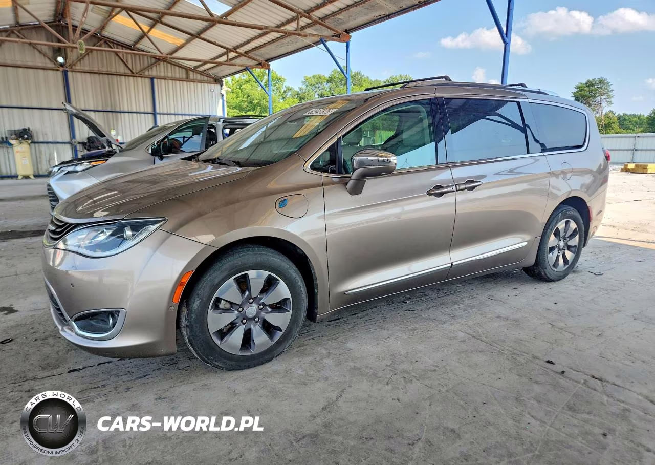 2017 Chrysler Pacifica Ehybrid Platinum – zdjęcie 1 z 12