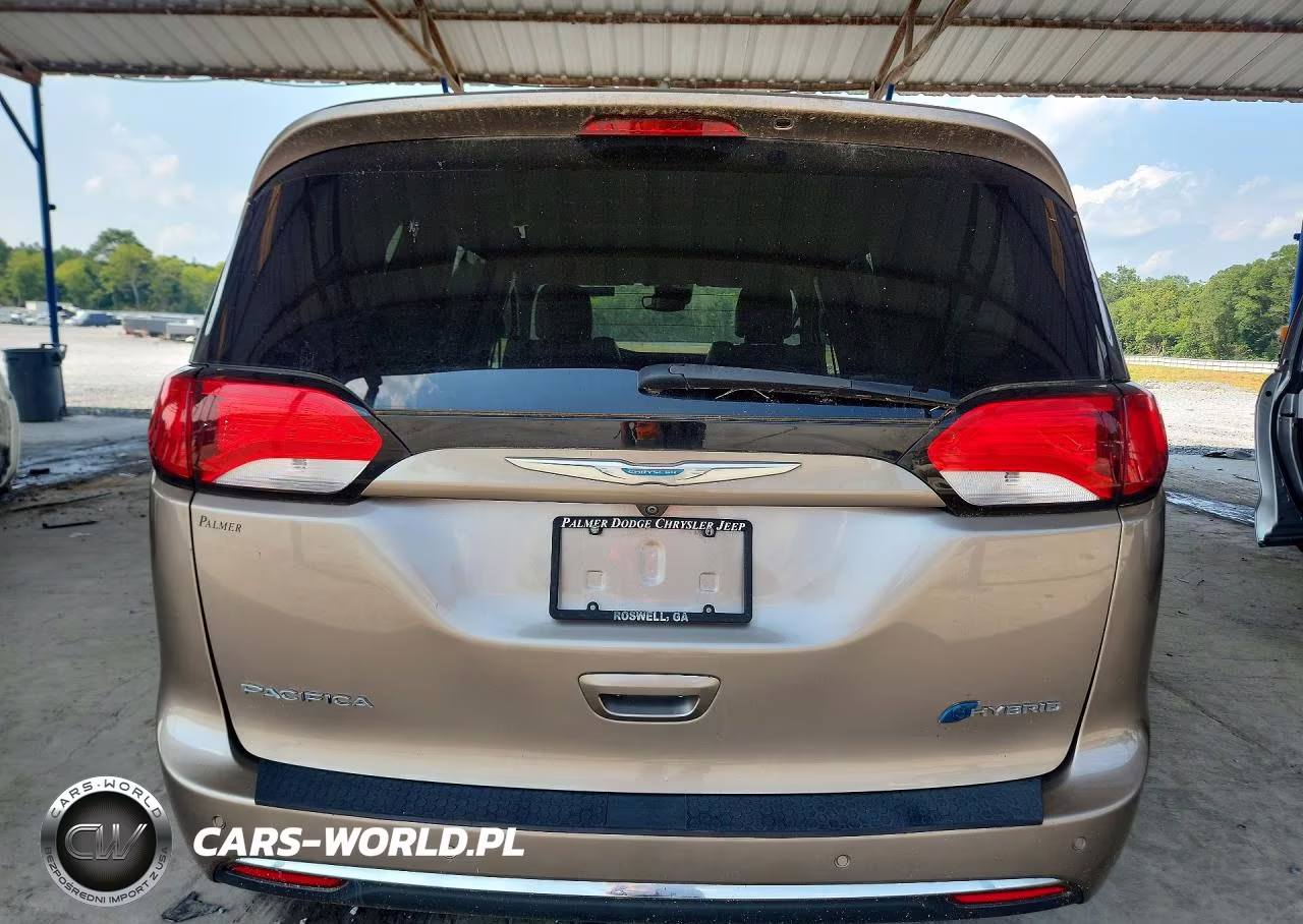 2017 Chrysler Pacifica Ehybrid Platinum VIN:2C4RC1N75HR666119 - 6