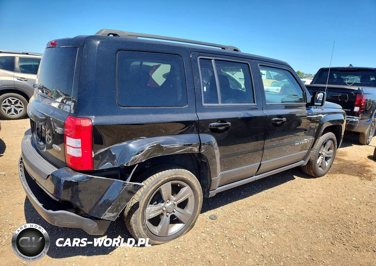 2015 Jeep Patriot Latitude VIN:1C4NJRFBXFD412153 - 3