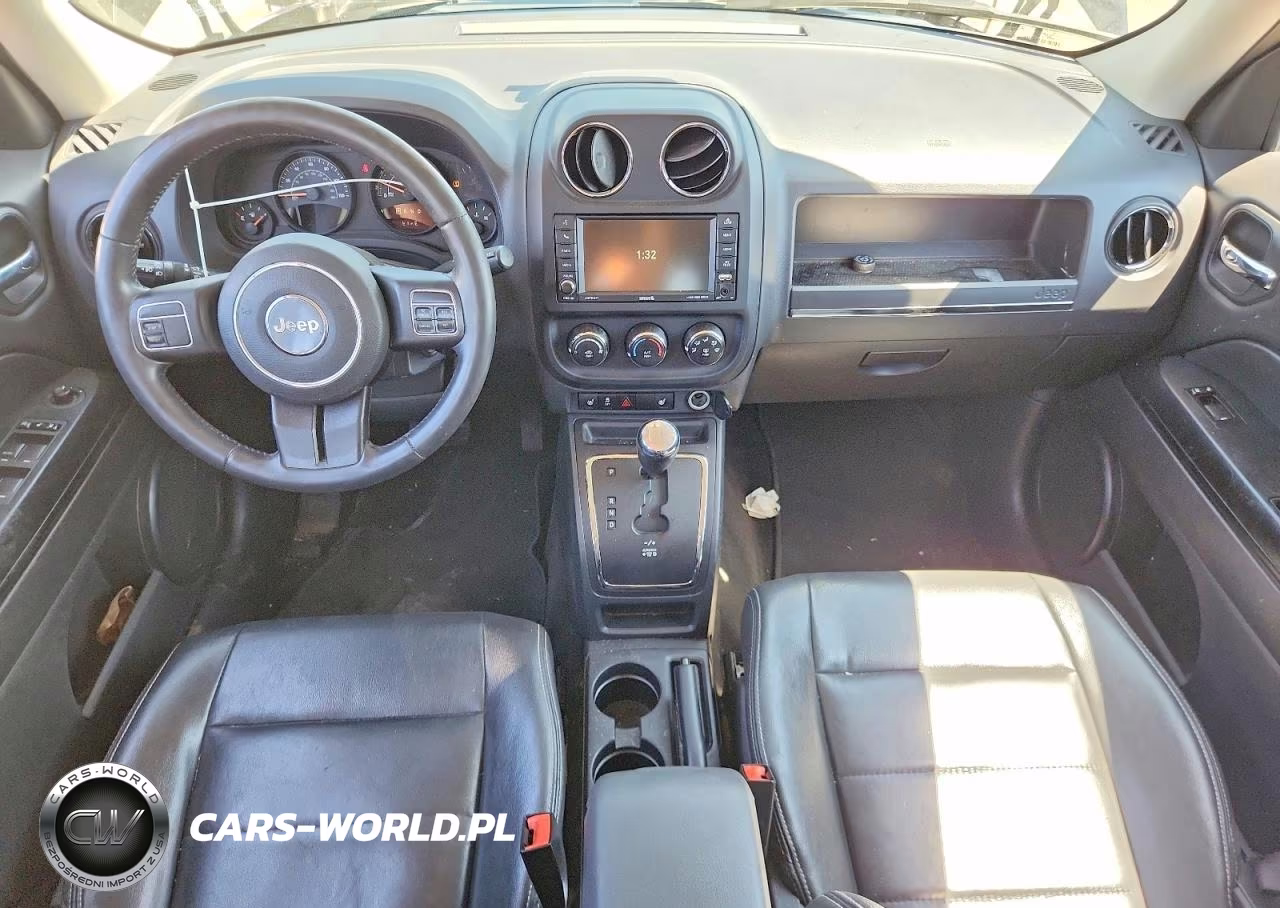 2015 Jeep Patriot Latitude VIN:1C4NJRFBXFD412153 - 8