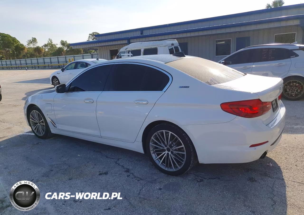 2018 BMW 530E VIN:WBAJA9C55JB252522 - 2