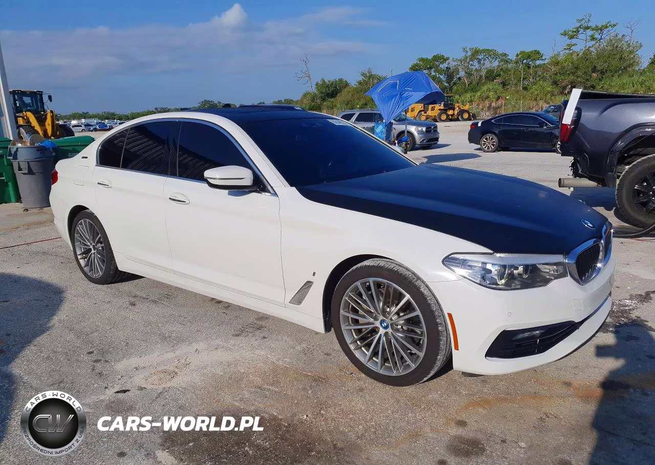 2018 BMW 530E VIN:WBAJA9C55JB252522 - 4