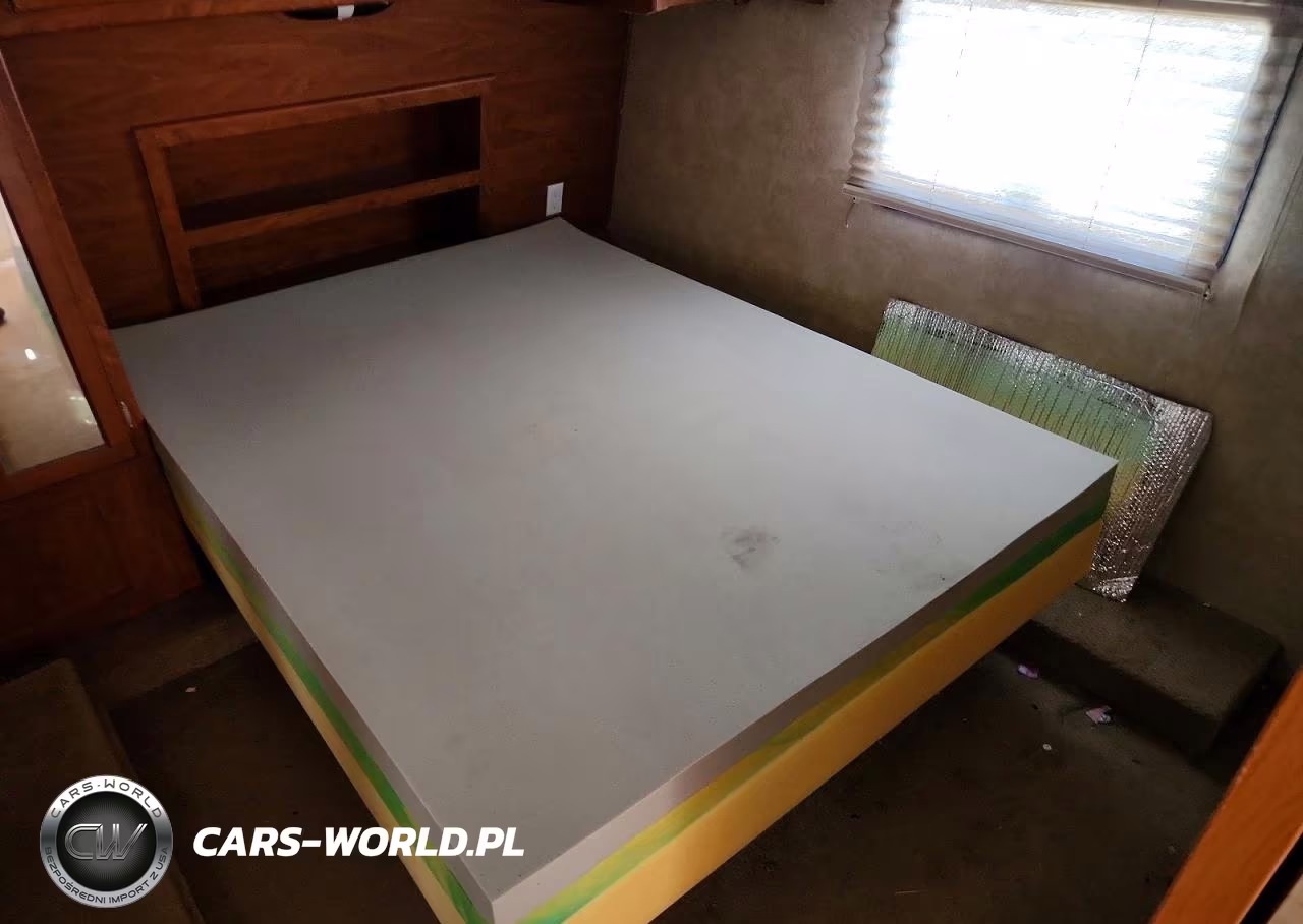 2011 Keystone Raptor Camper VIN:4YDF36127BR800441 - 5