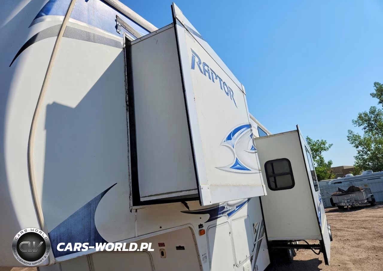 2011 Keystone Raptor Camper VIN:4YDF36127BR800441 - 9