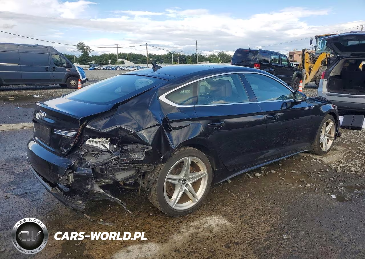 2021 Audi A5 Premium 45 VIN:WAUDACF56MA045895 - 3