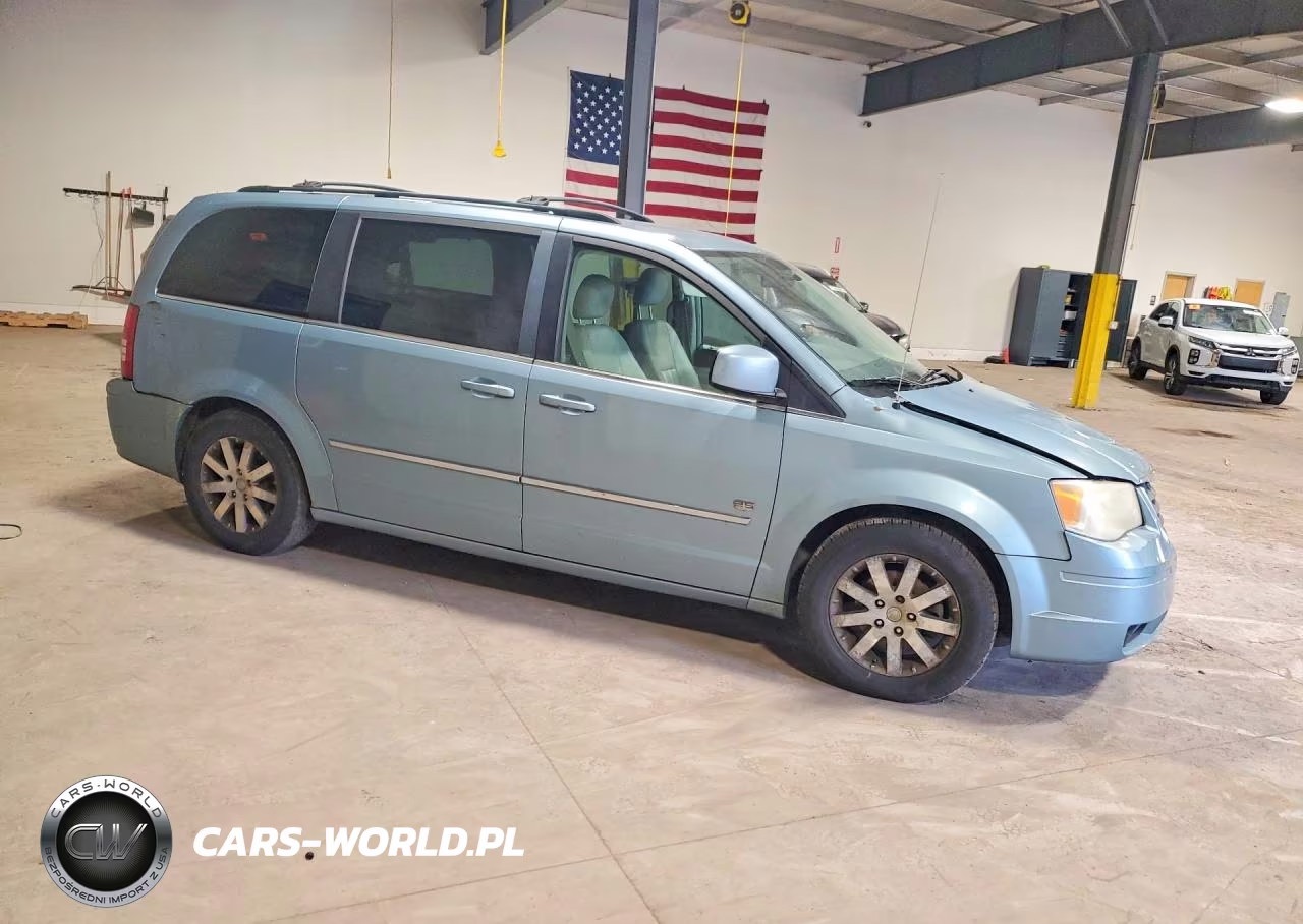 2009 Chrysler Town & Country Touring VIN:2A8HR54X99R660966 - 4