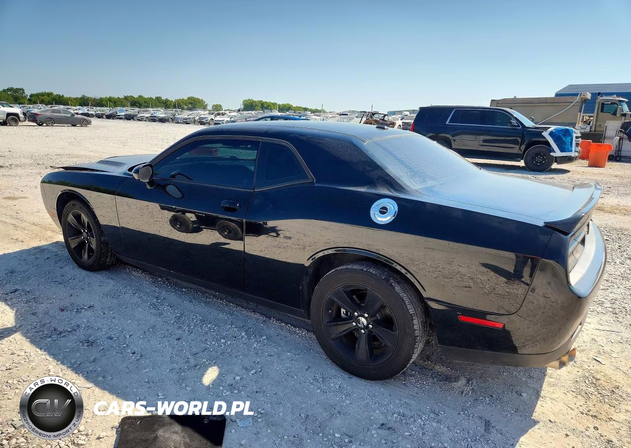 2021 Dodge Challenger Sxt VIN:2C3CDZAG2MH542711 - 2