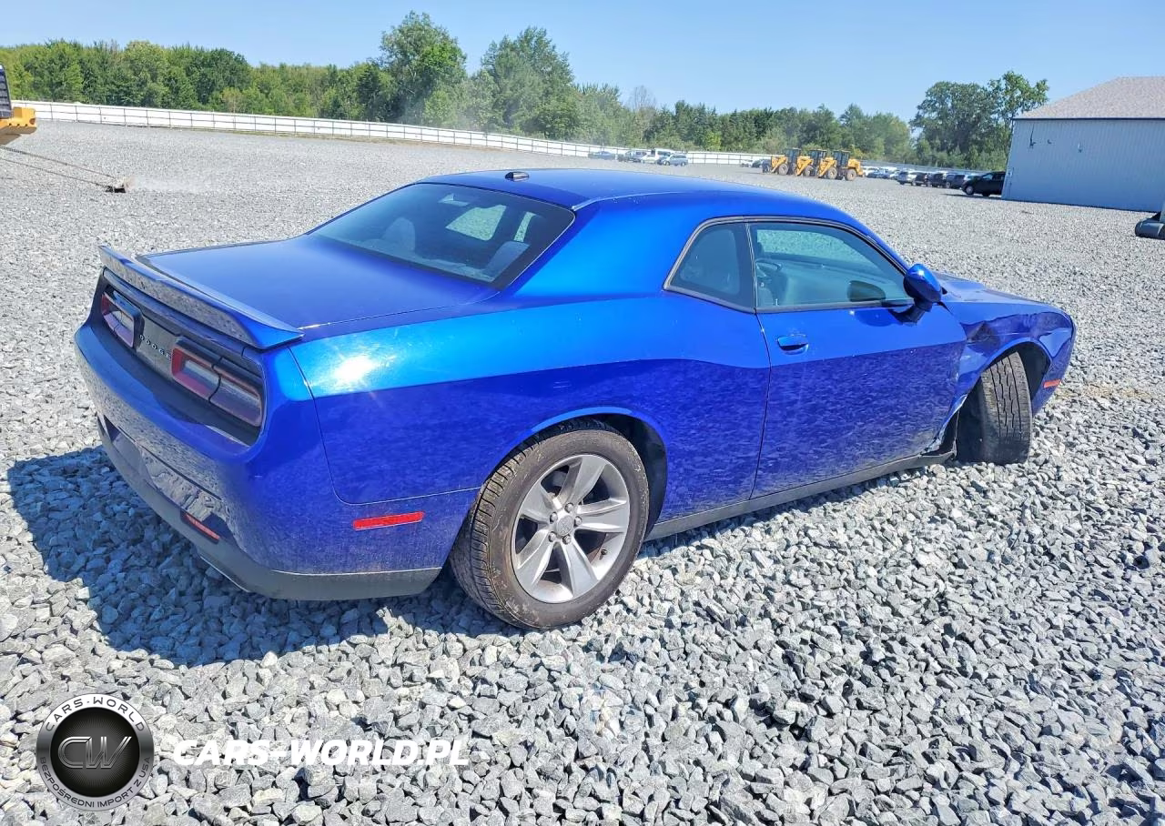 2018 Dodge Challenger Sxt VIN:2C3CDZAG4JH199511 - 3