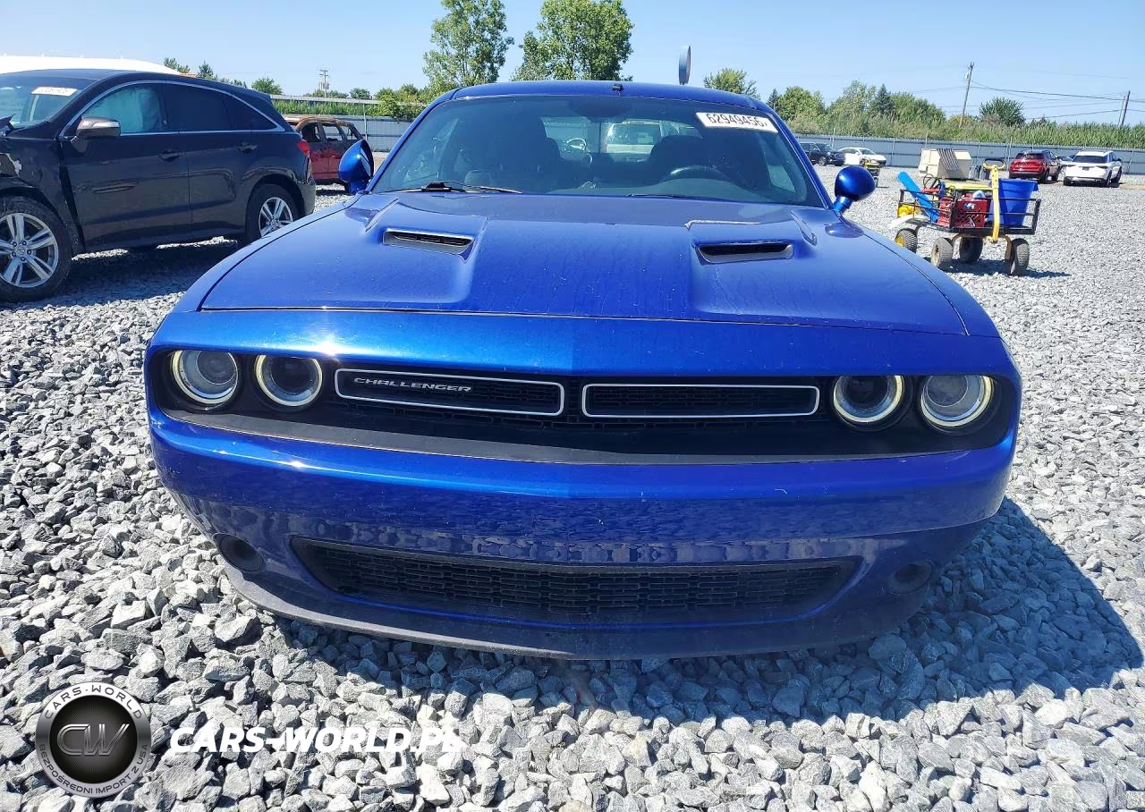 2018 Dodge Challenger Sxt VIN:2C3CDZAG4JH199511 - 5