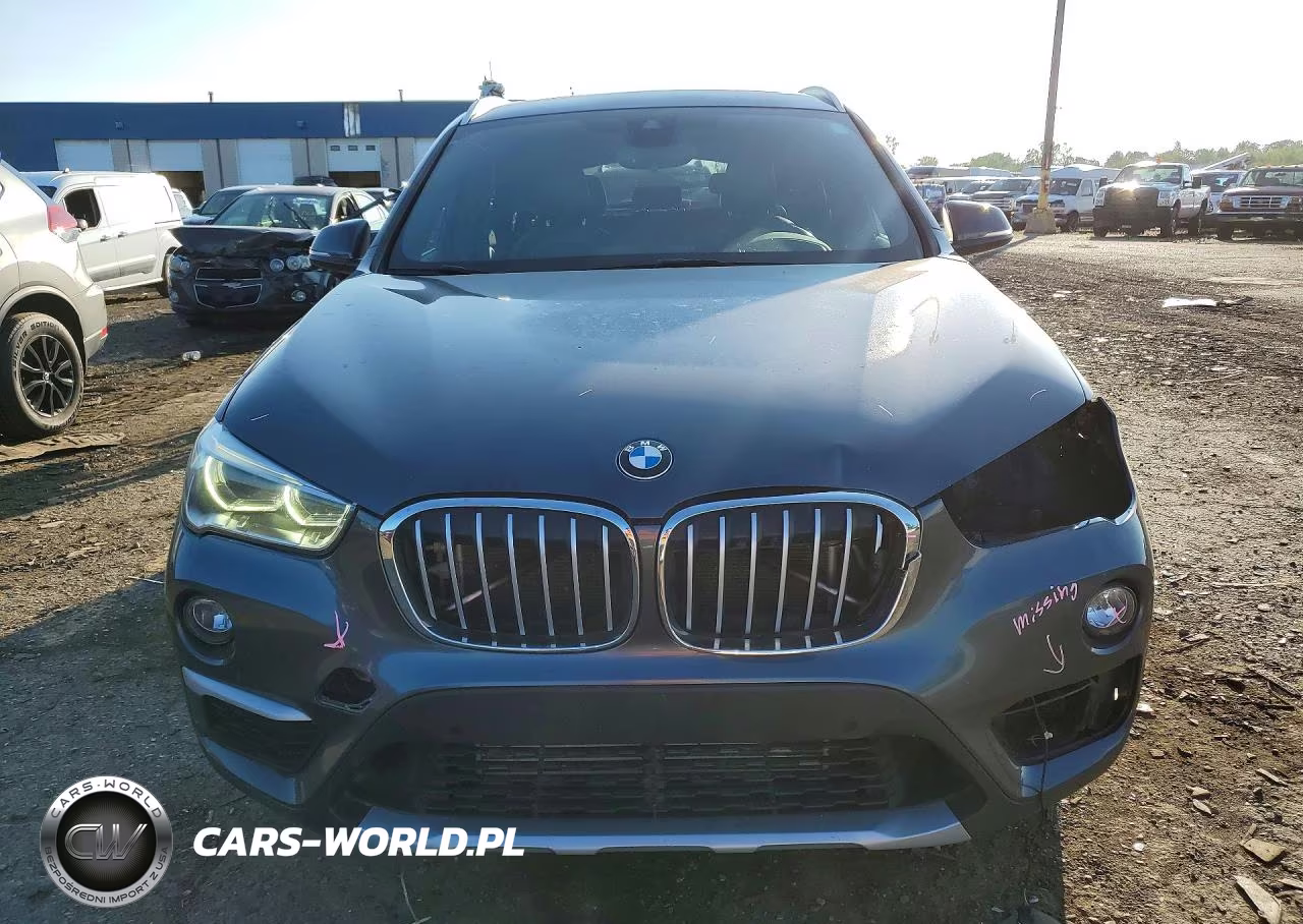 2017 BMW X1 xDrive28I VIN:WBXHT3Z3XH4A65618 - 5