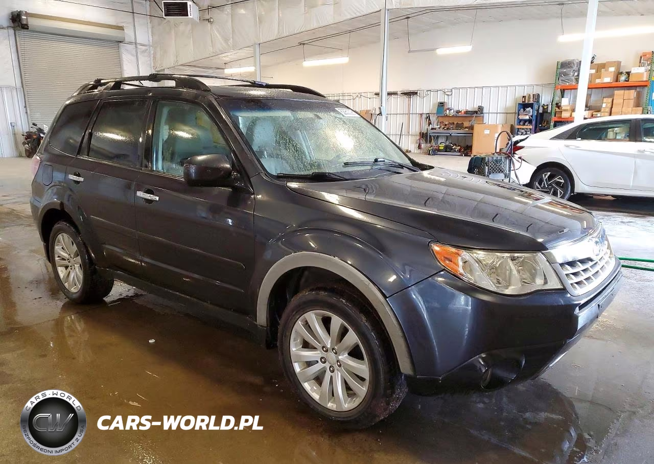 2011 Subaru Forester Limited VIN:JF2SHAEC2BH763637 - 4