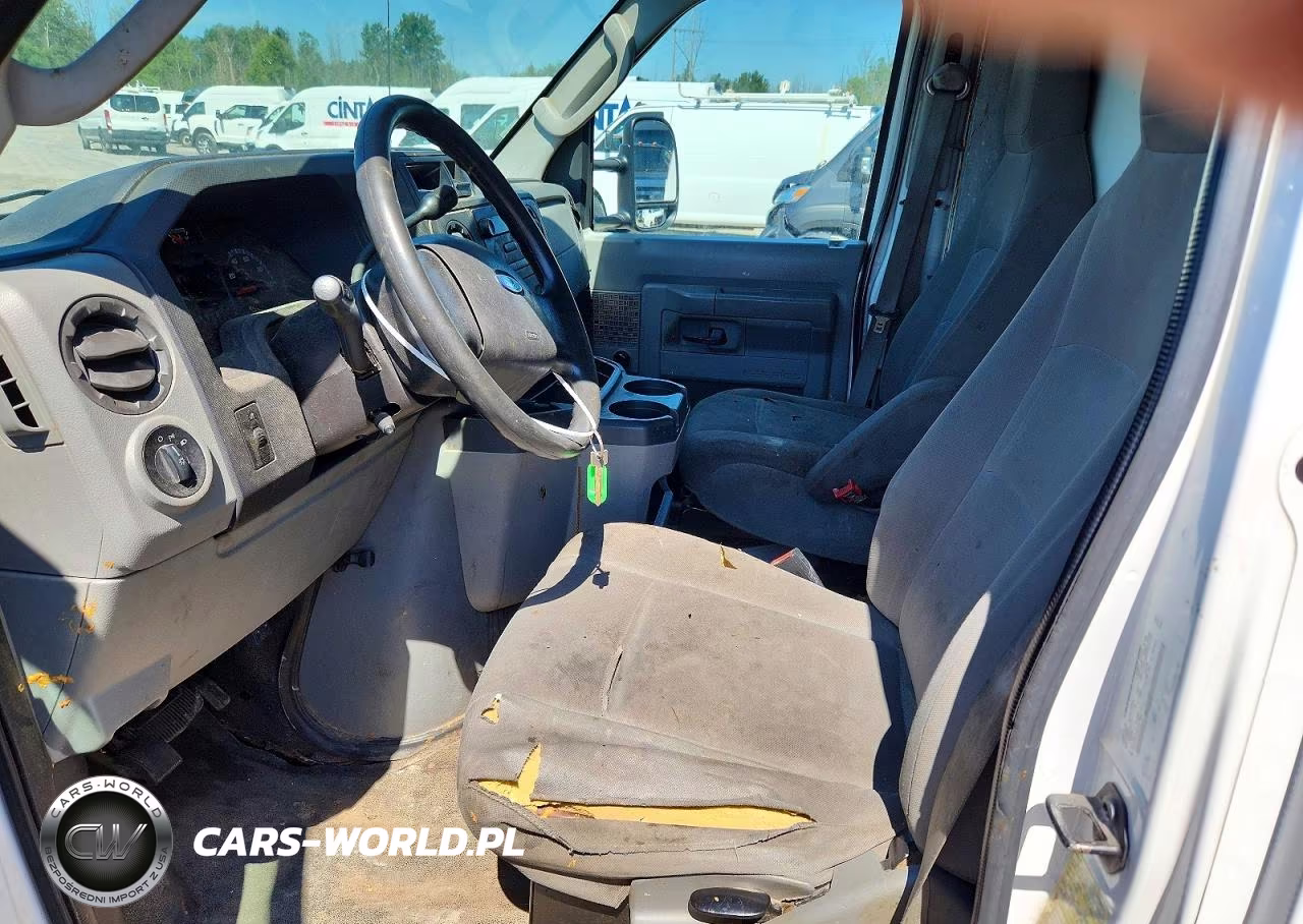 2010 Ford Econoline E350 Super Duty Cutaway Van VIN:1FDWE3FL0ADA97303 - 7