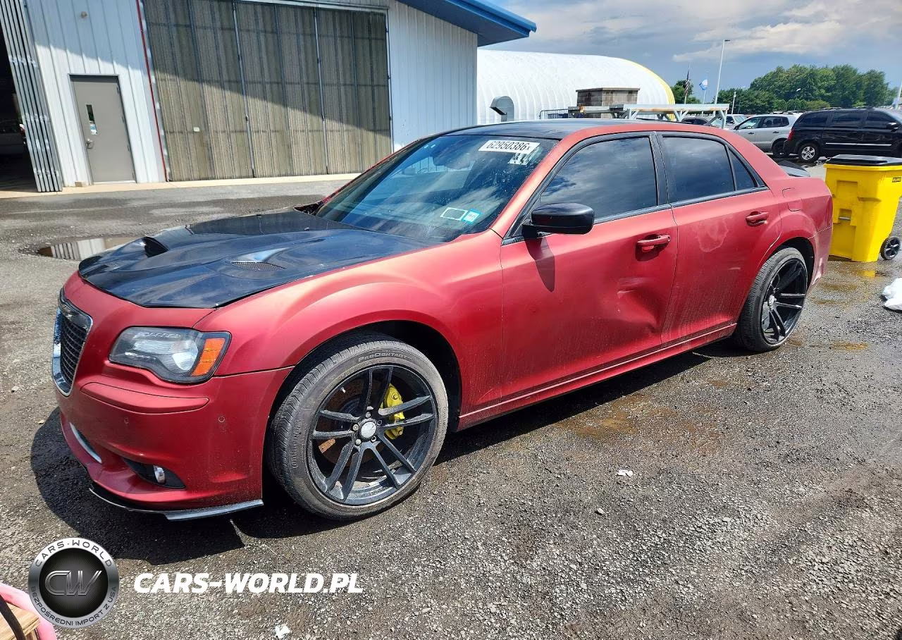 2013 Chrysler 300 Srt-8 – zdjęcie 1 z 13
