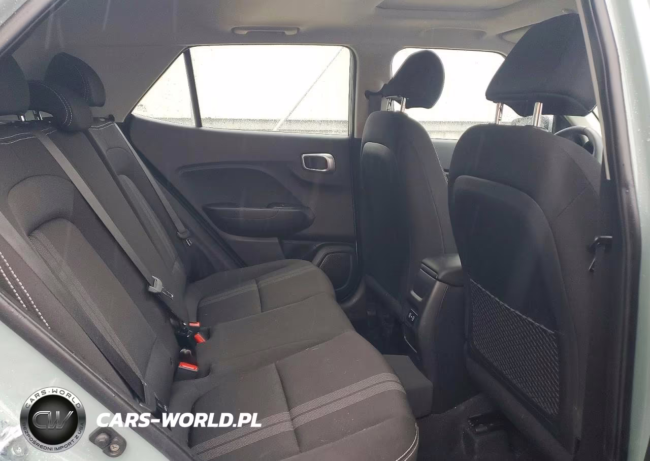 2025 Hyundai Venue Sel VIN:KMHRC8A32SU362697 - 10