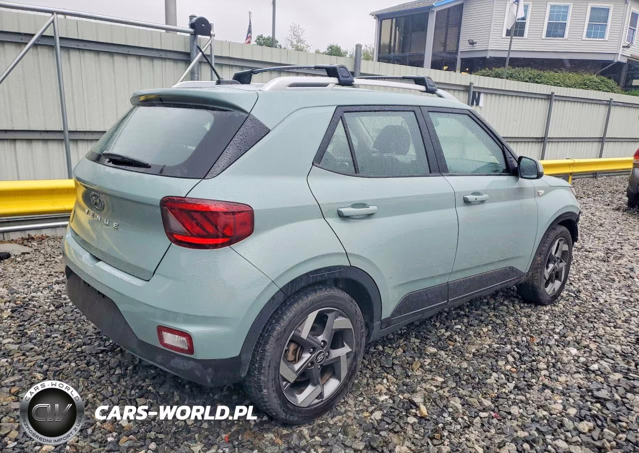 2025 Hyundai Venue Sel VIN:KMHRC8A32SU362697 - 3