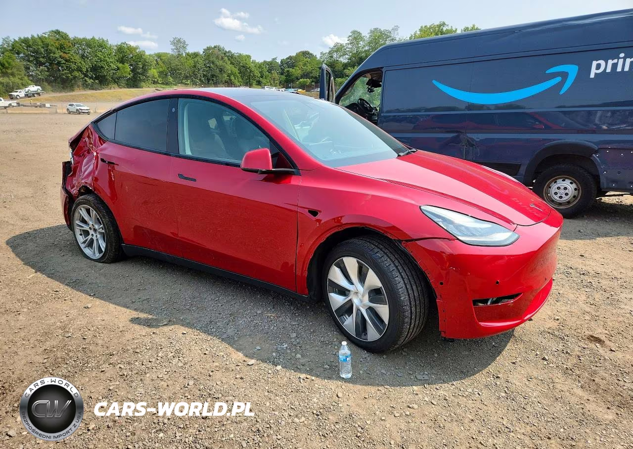 2021 Tesla Model Y VIN:5YJYGDED5MF116559 - 4