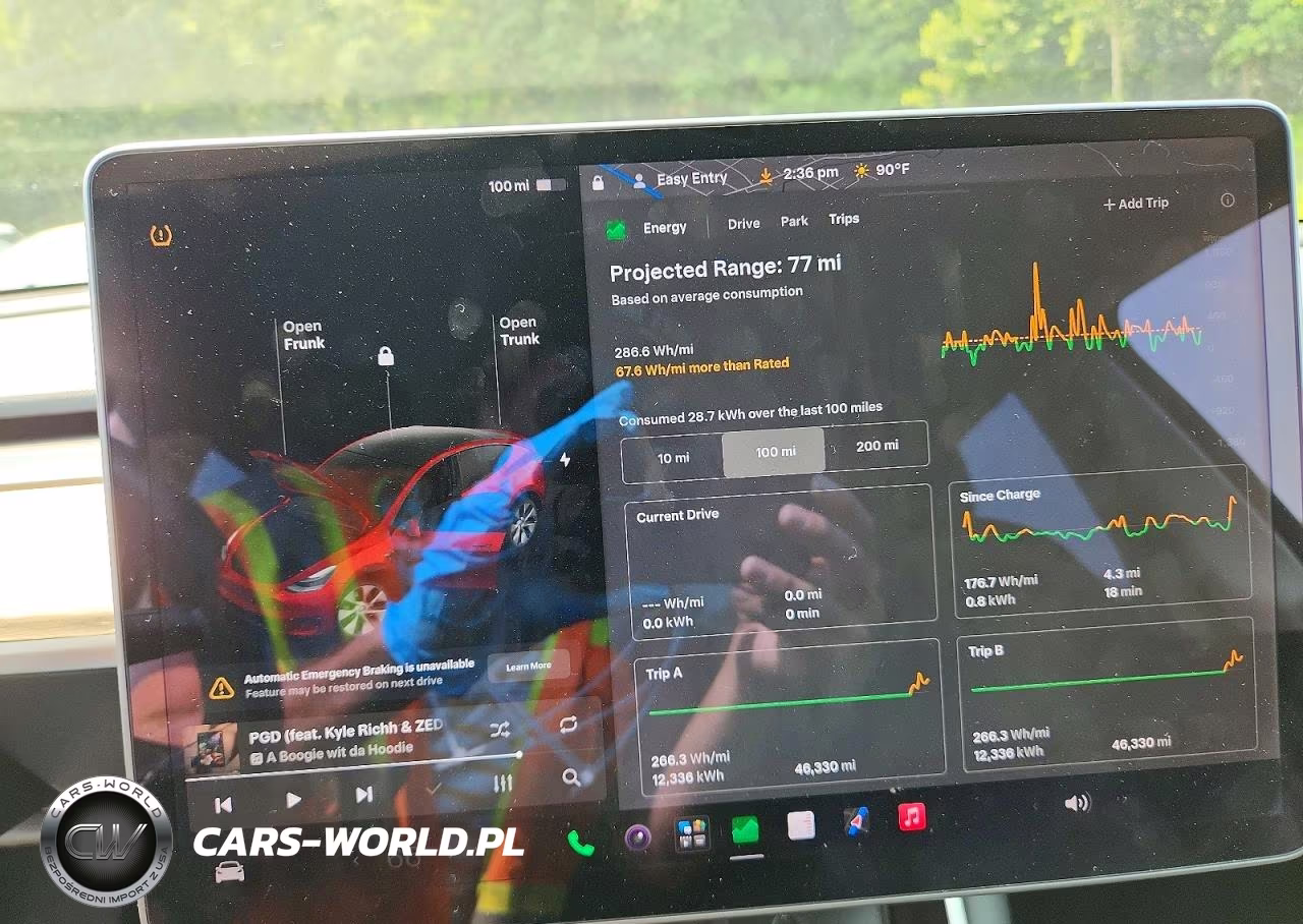 2021 Tesla Model Y VIN:5YJYGDED5MF116559 - 9