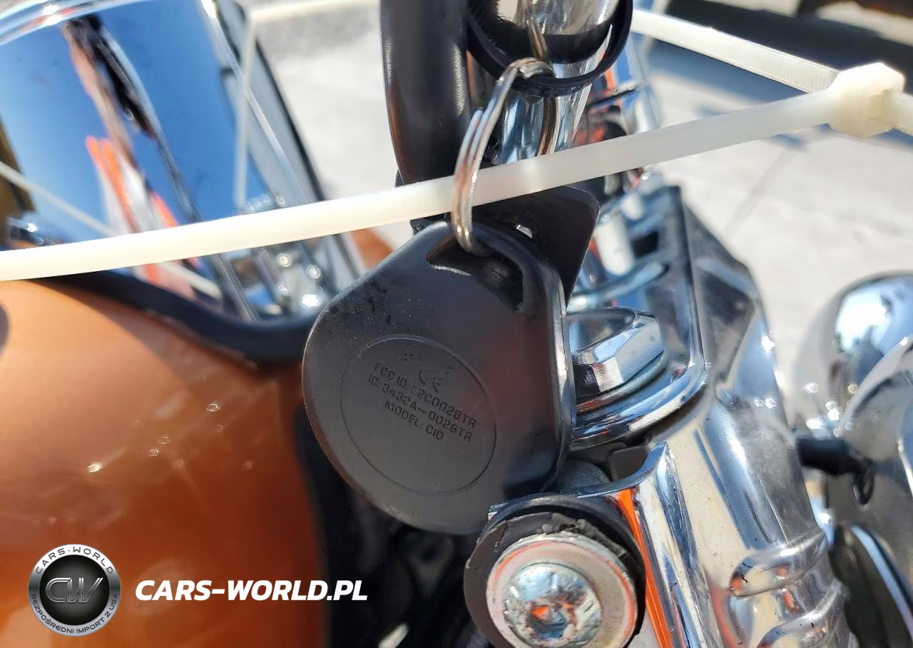 2008 Harley-Davidson Flstc 105Th Anniversary Edition VIN:1HD1BW5498Y034804 - 8