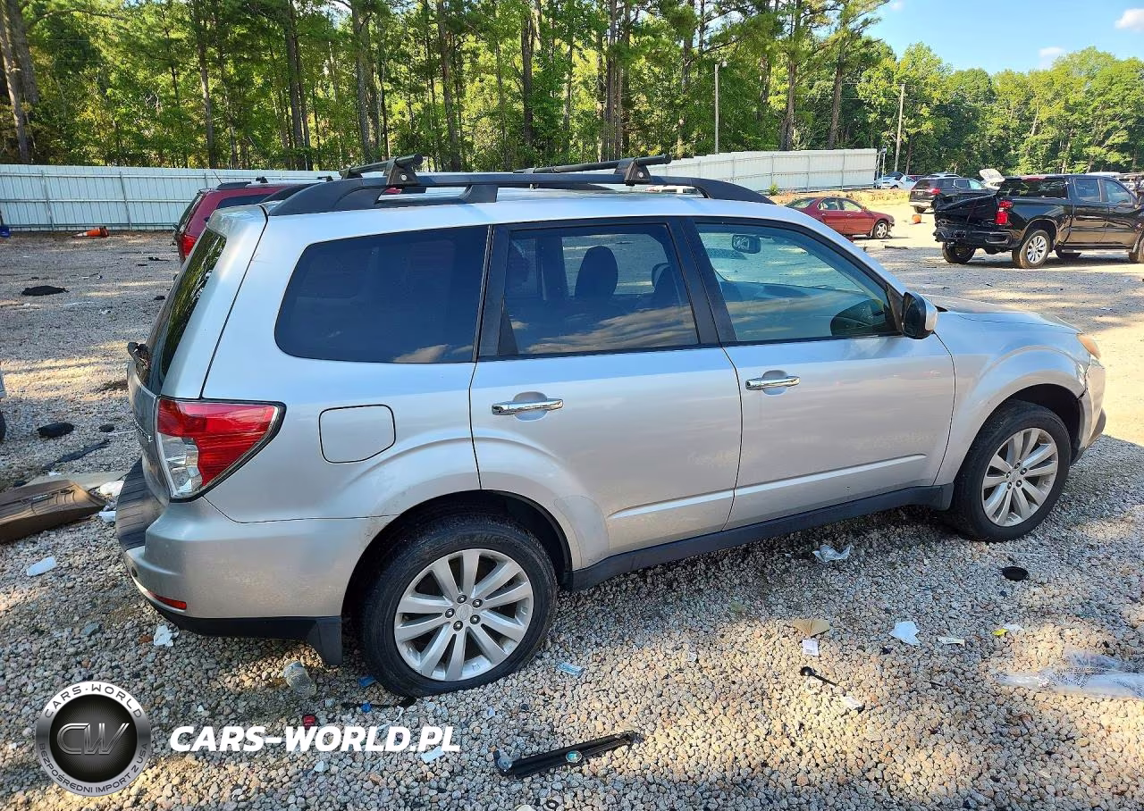 2011 Subaru Forester Limited VIN:JF2SHBEC7BH745916 - 3