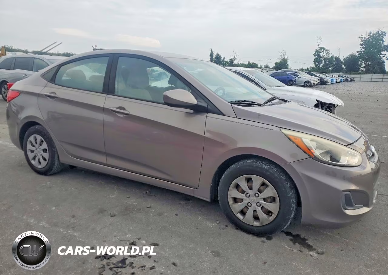 2017 Hyundai Accent Se VIN:KMHCT4AE1HU357516 - 4
