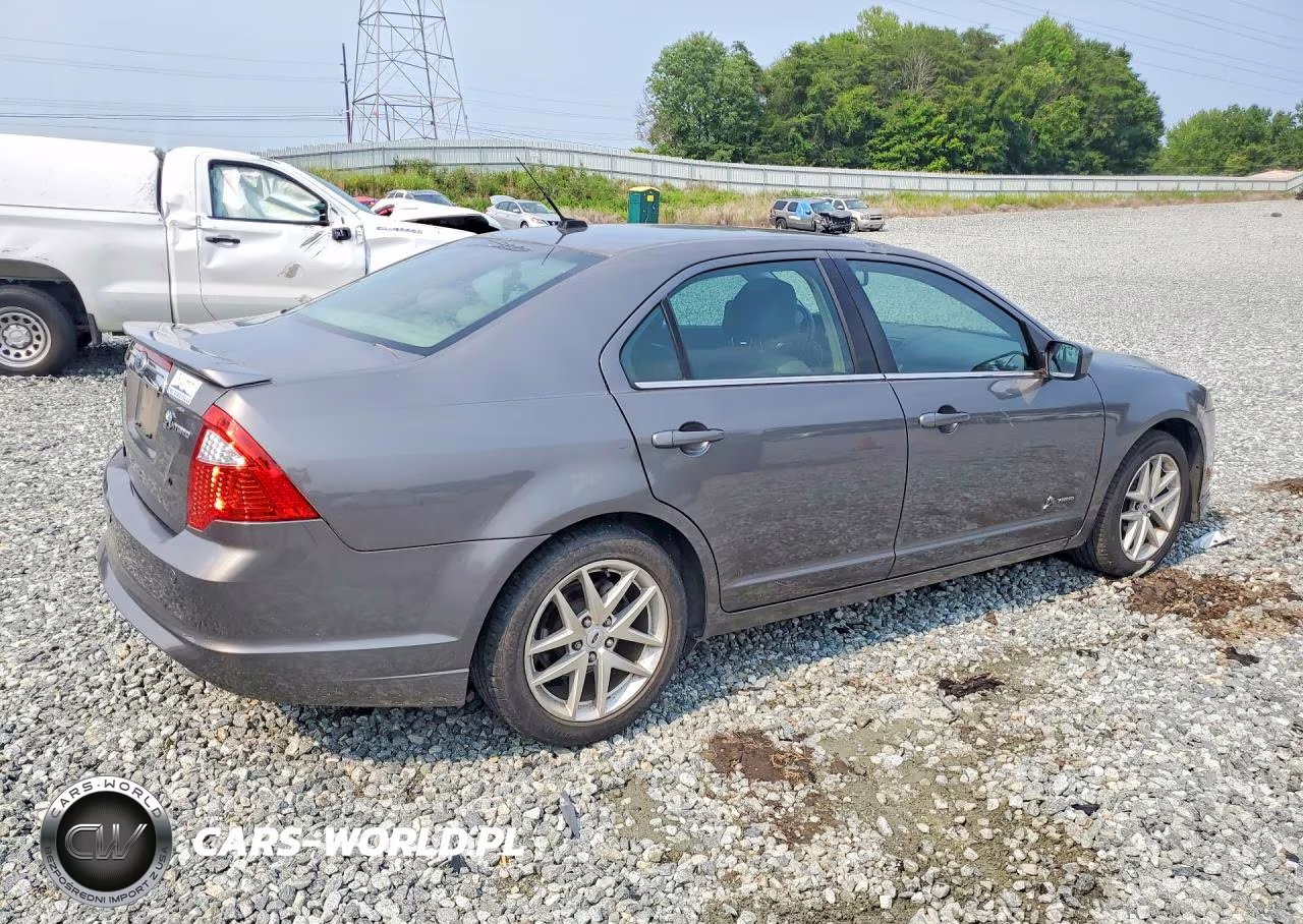 2010 Ford Fusion Hybrid VIN:3FADP0L37AR426990 - 3