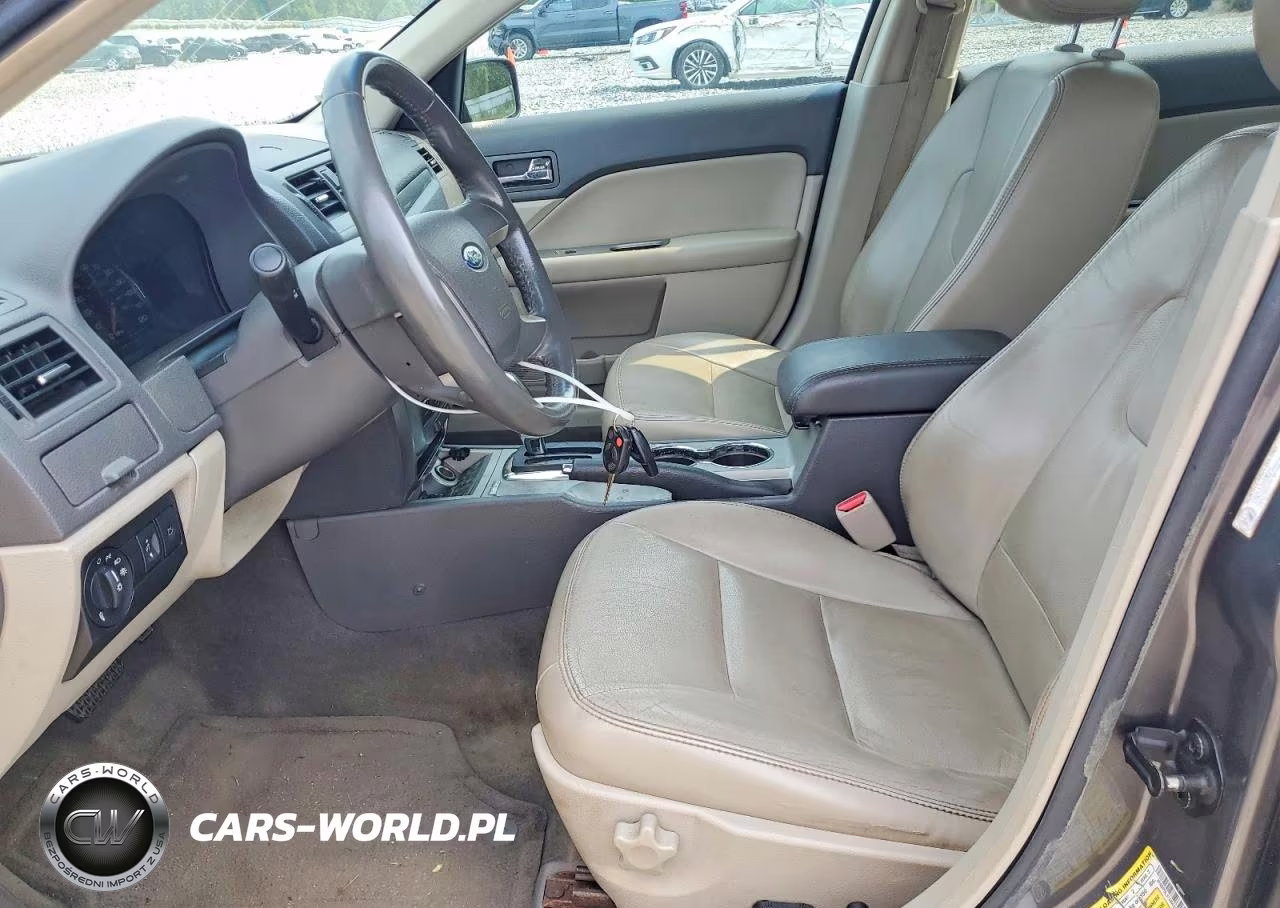 2010 Ford Fusion Hybrid VIN:3FADP0L37AR426990 - 7