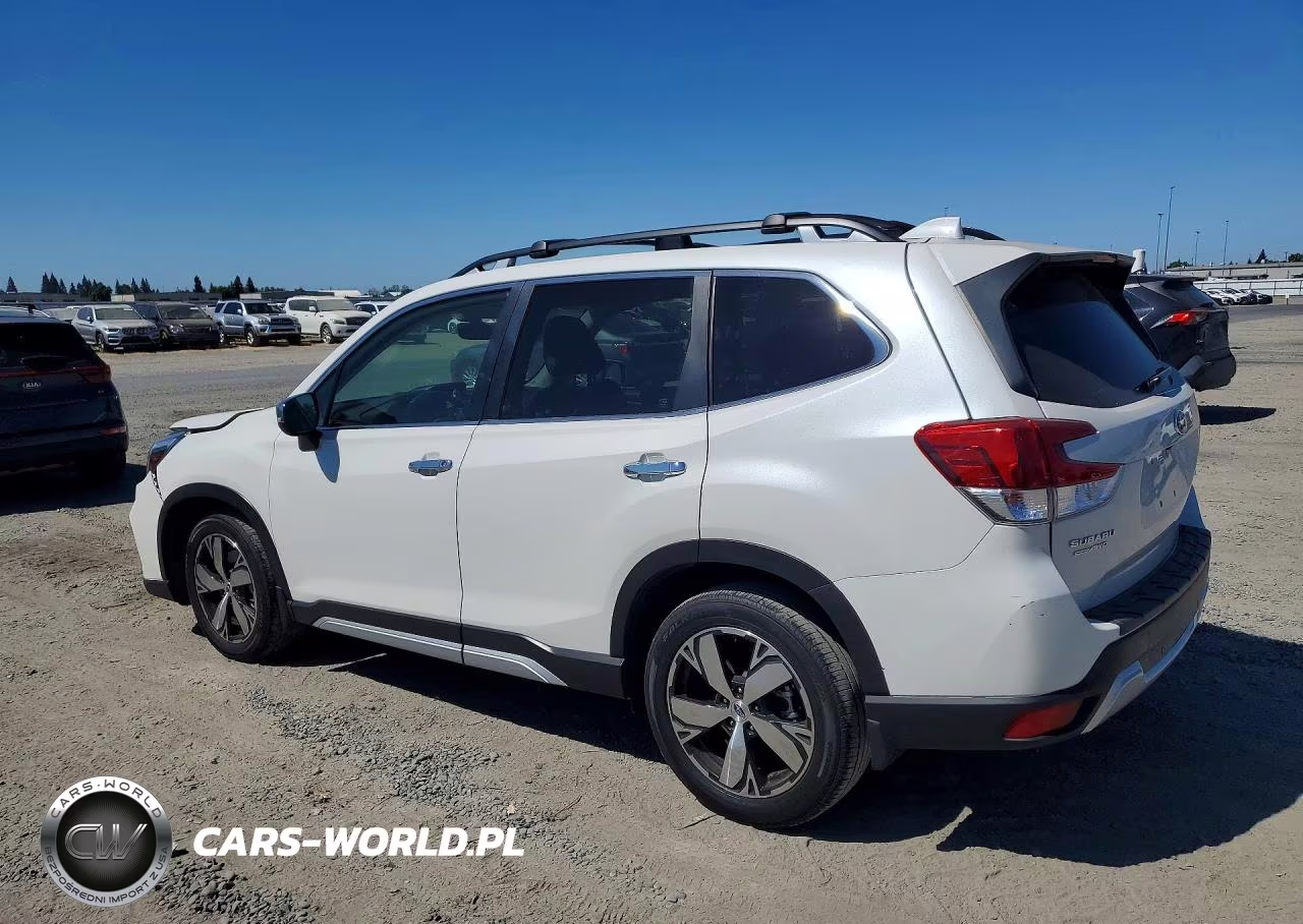 2019 Subaru Forester Touring VIN:JF2SKAWC9KH560518 - 2