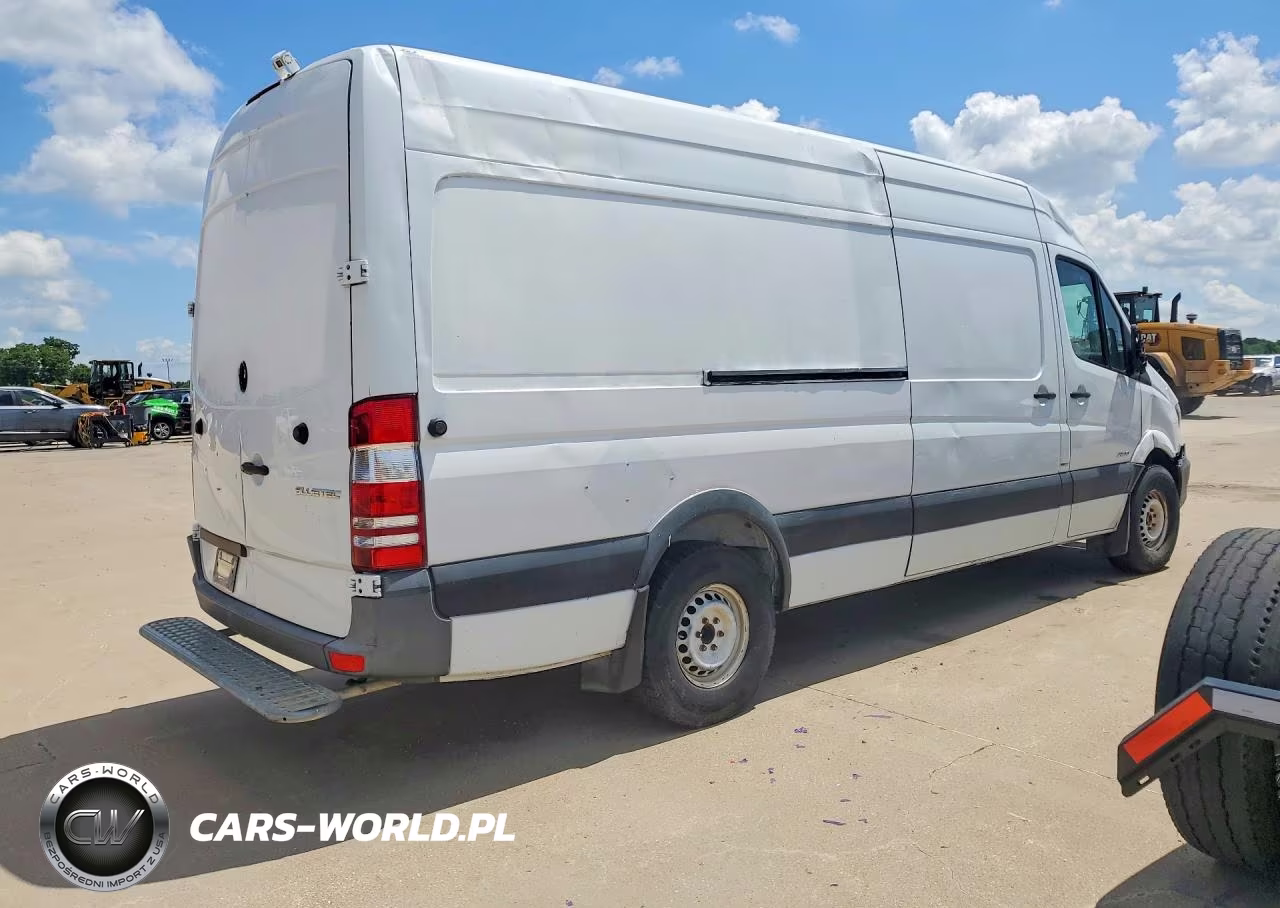 2014 Mercedes Benz Sprinter 2500 Delivery Van VIN:WD3PE8DE8E5901156 - 3