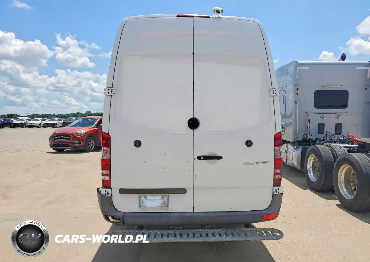 2014 Mercedes Benz Sprinter 2500 Delivery Van VIN:WD3PE8DE8E5901156 - 6