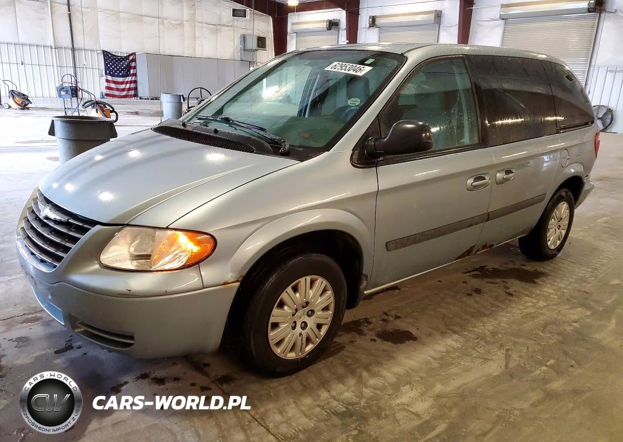 2005 Chrysler Town & Country