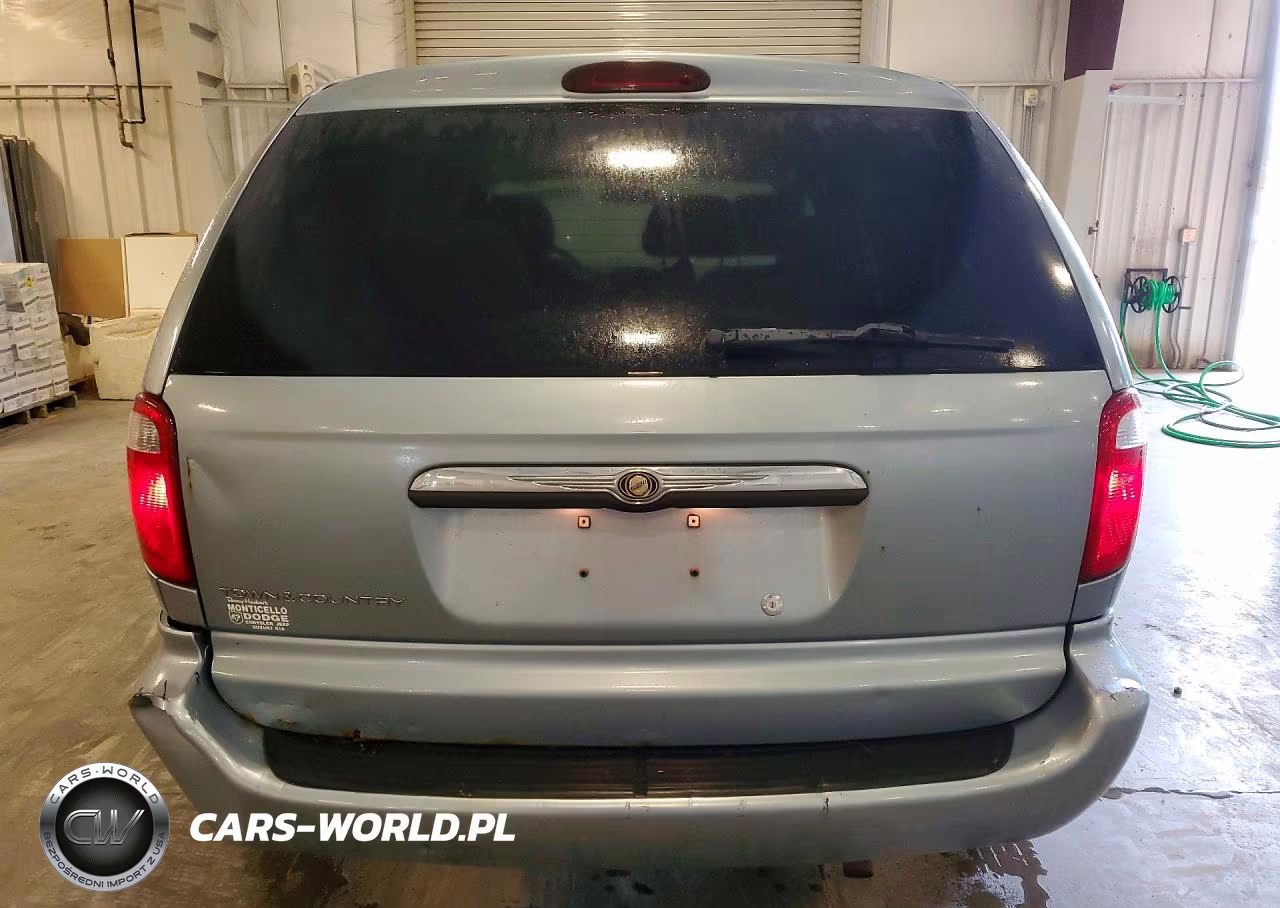 2005 Chrysler Town & Country VIN:1C4GP45R75B437207 - 6