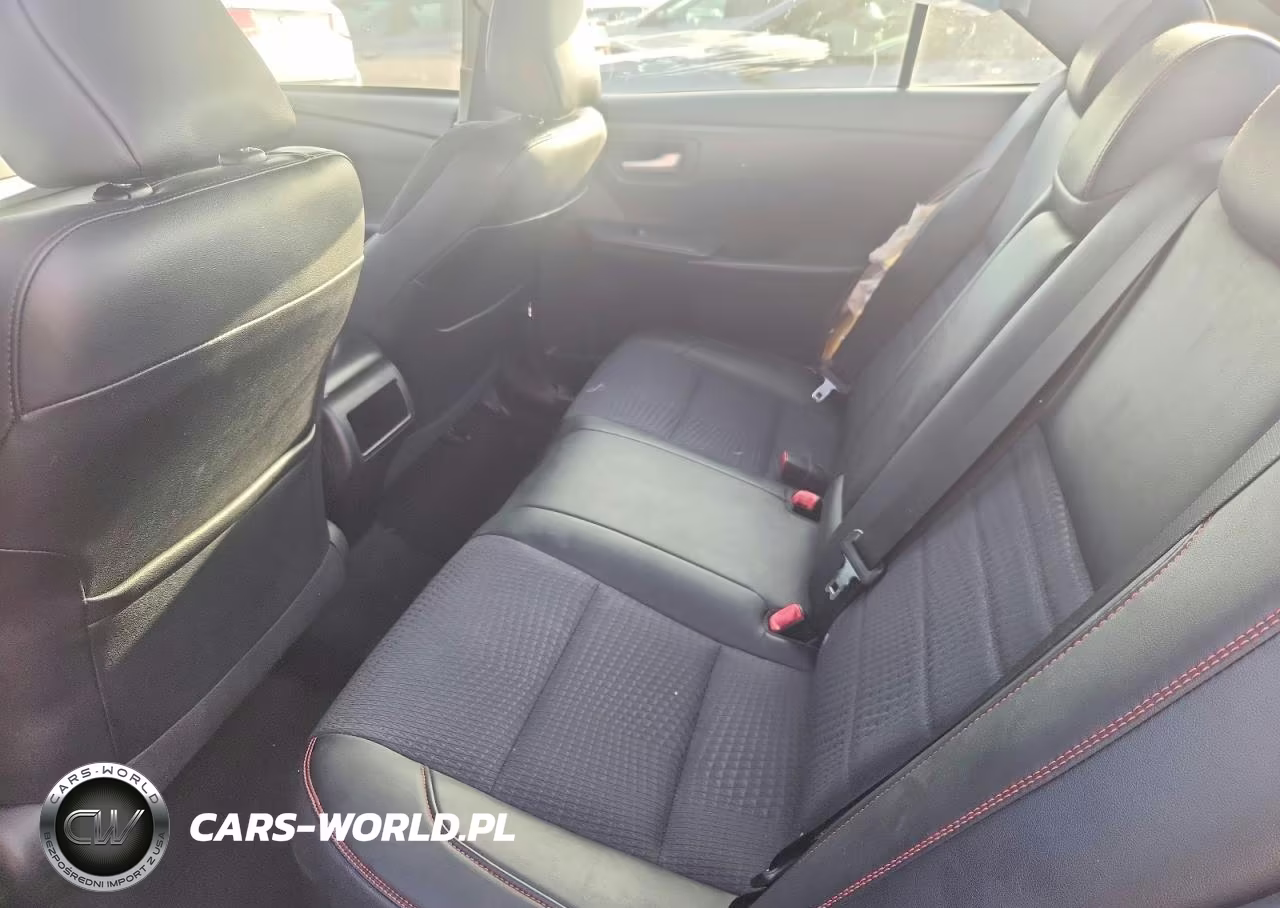 2015 Toyota Camry Se VIN:4T1BF1FK0FU910069 - 10