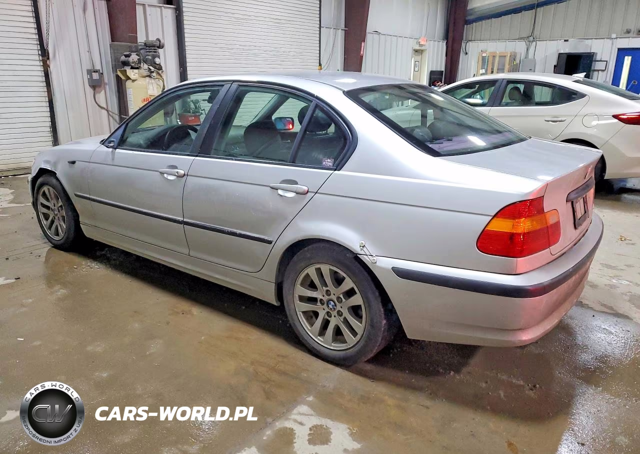 2003 BMW 325 Xi VIN:WBAEU334X3PF59450 - 2