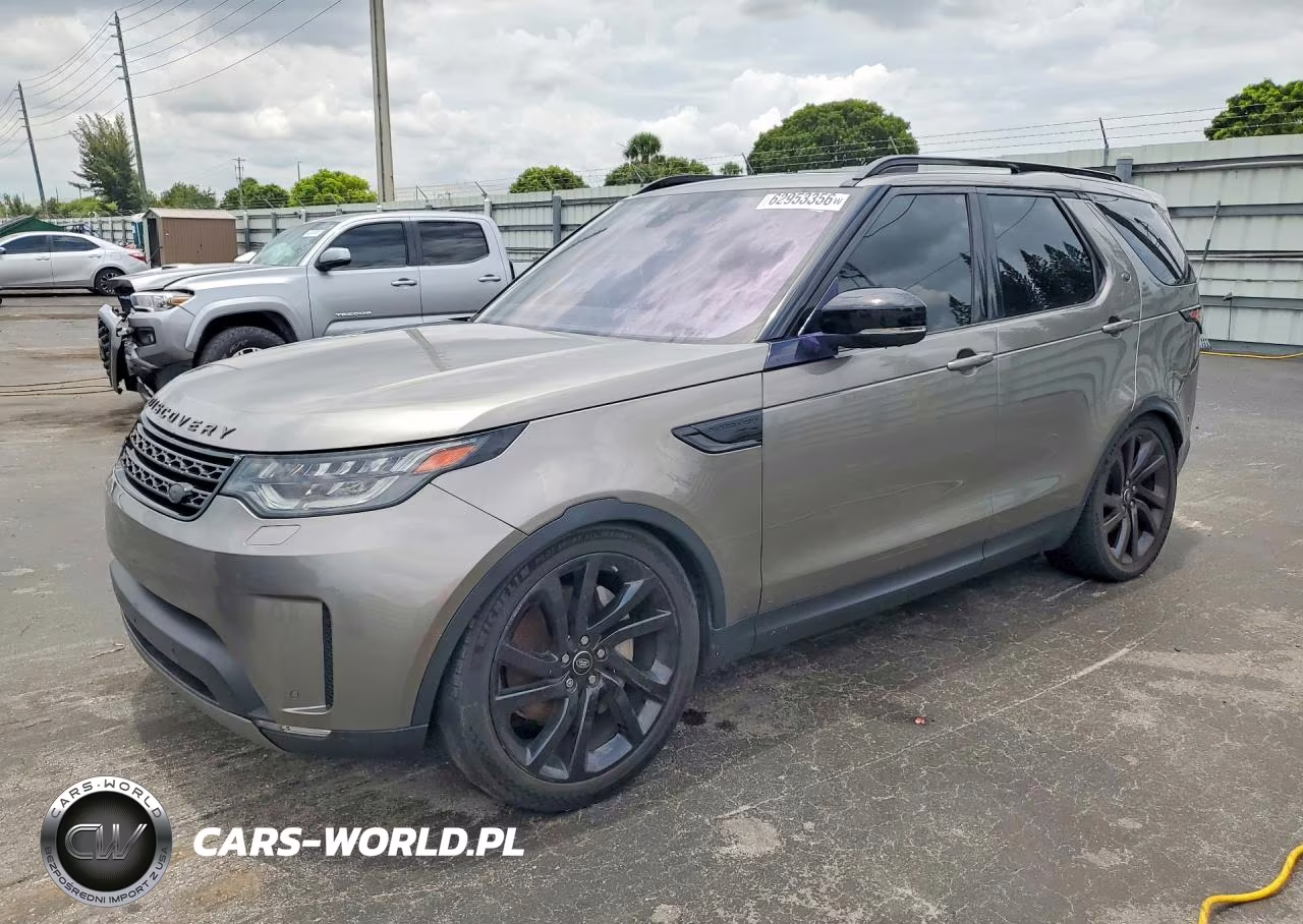 2018 Land Rover Discovery Hse Luxury – zdjęcie 1 z 13