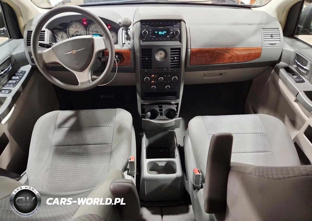 2008 Chrysler Town & Country Lx VIN:2A8HR44H38R778061 - 8