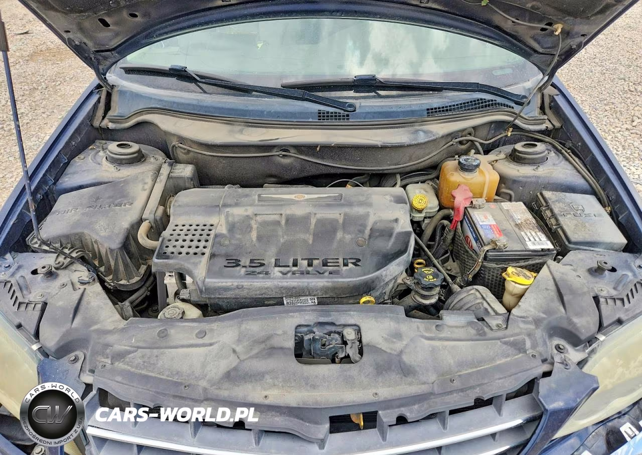 2005 Chrysler Pacifica Touring VIN:2C8GM68455R245935 - 11