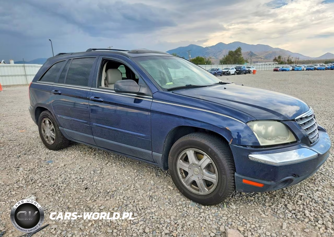 2005 Chrysler Pacifica Touring VIN:2C8GM68455R245935 - 4