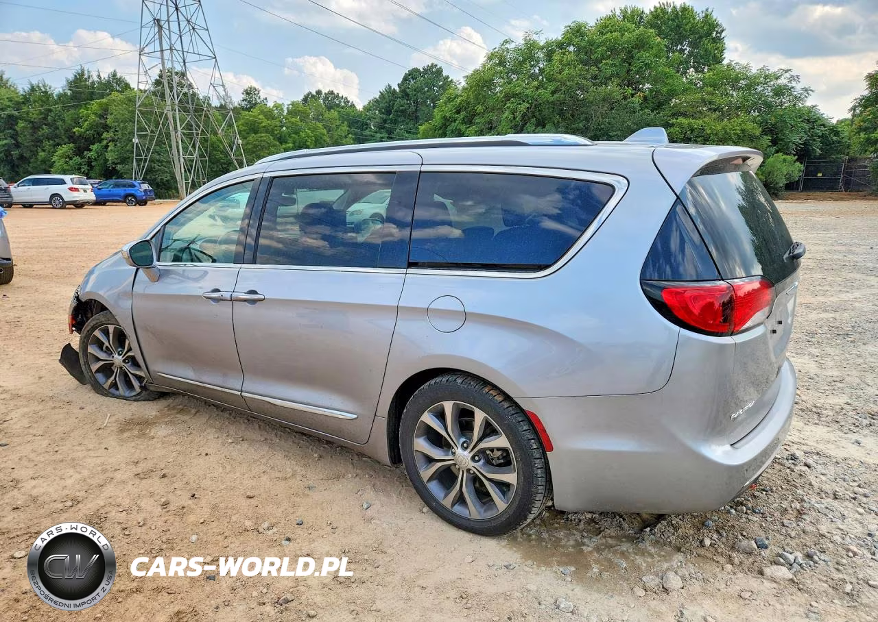 2018 Chrysler Pacifica Limited VIN:2C4RC1GG5JR245794 - 2
