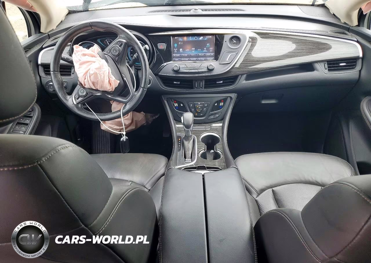 2018 Buick Envision Essence VIN:LRBFX1SA3JD017322 - 8