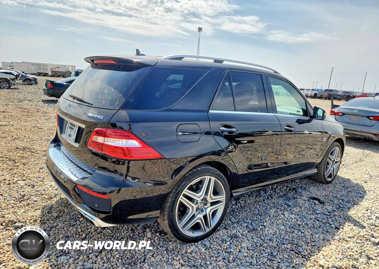2015 Mercedes-Benz Ml 63 Amg VIN:4JGDA7EB6FA567555 - 3