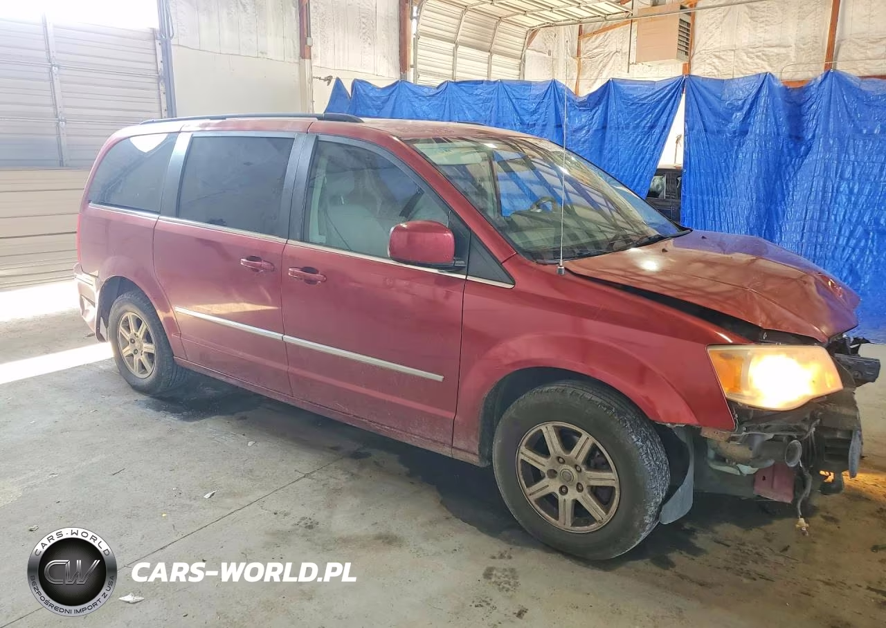 2010 Chrysler Town & Country Touring VIN:2A4RR5D17AR500669 - 4