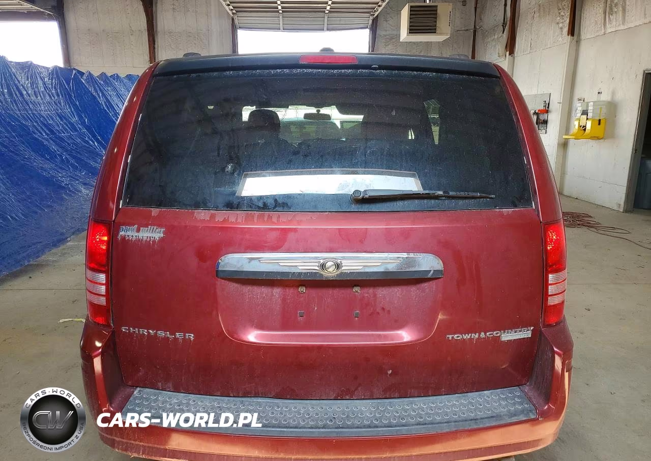 2010 Chrysler Town & Country Touring VIN:2A4RR5D17AR500669 - 6