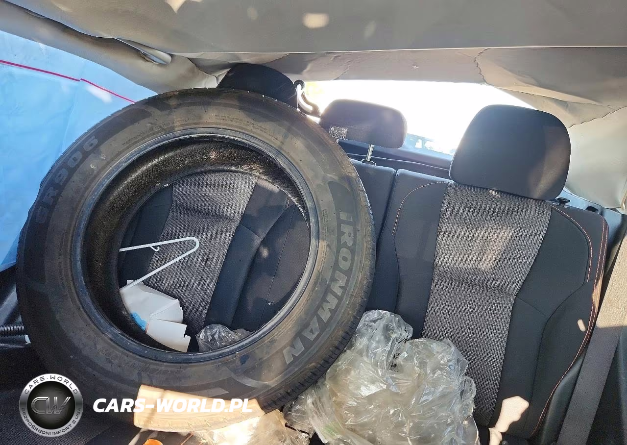 2018 Subaru Crosstrek Premium VIN:JF2GTABC7JH256871 - 10