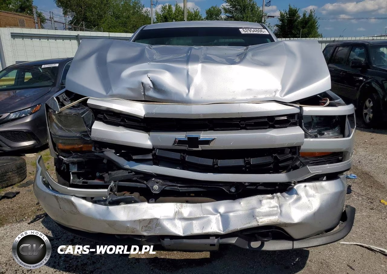 2018 Chevrolet Silverado K1500 Custom VIN:3GCUKPEC1JG600319 - 5