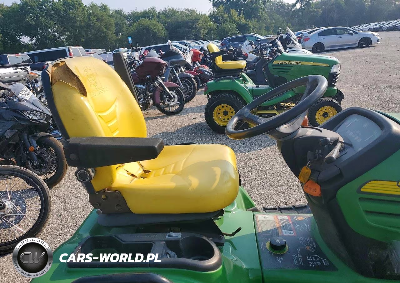 2010 John Deere X475 Lawn Mower VIN:M0X475A040315 - 5
