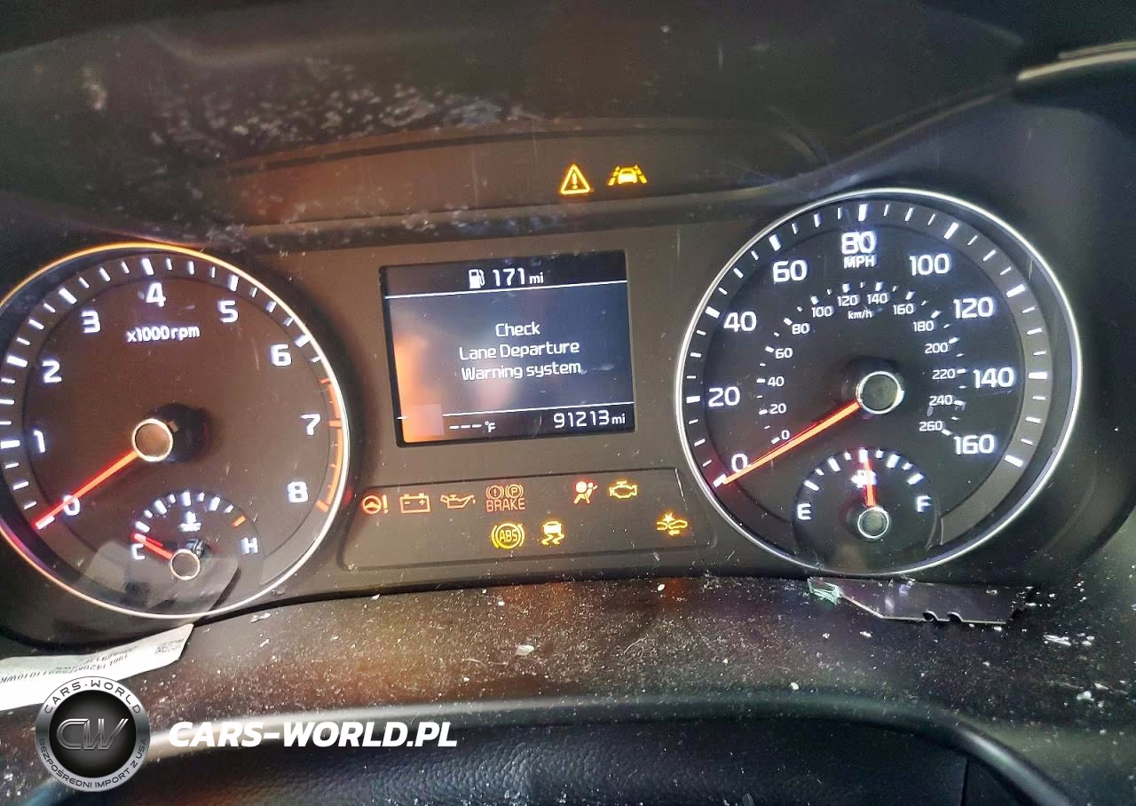2020 Kia Forte Gt VIN:3KPF44AC3LE144913 - 9