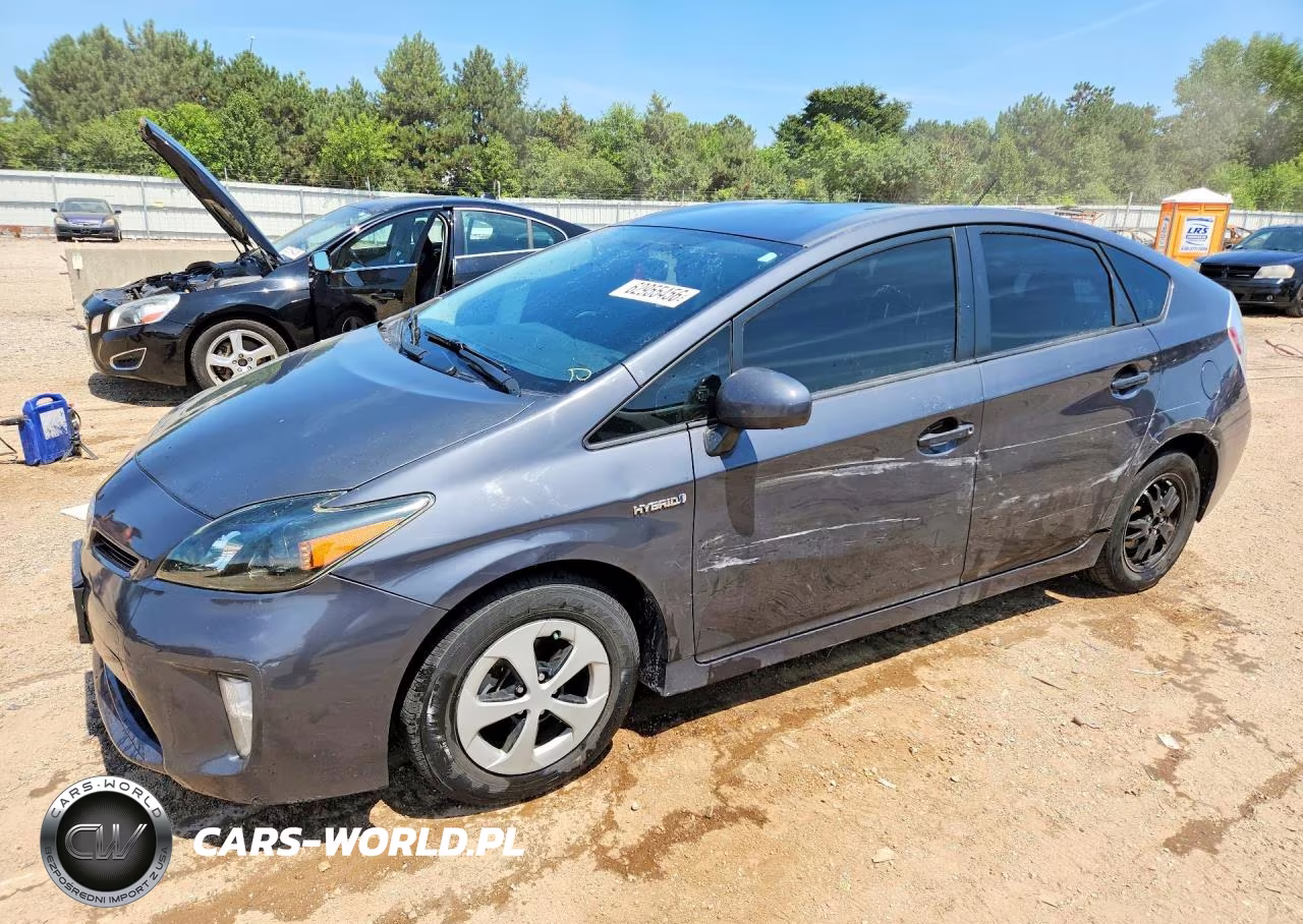 2012 Toyota Prius Two