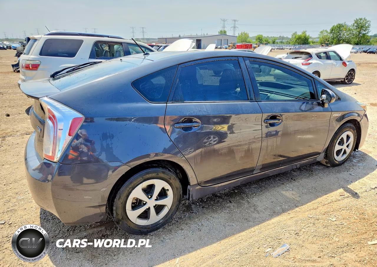 2012 Toyota Prius Two VIN:JTDKN3DUXC5379346 - 3